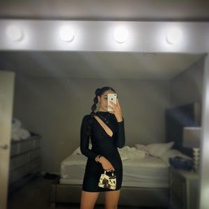 Height of model 5’3